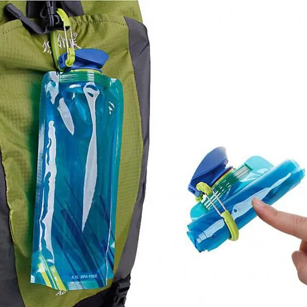 4pcs 0.7L Reusable Portable Collapsible Water Bottle Kettle with Clip for Biking Hiking Travel - Color Random