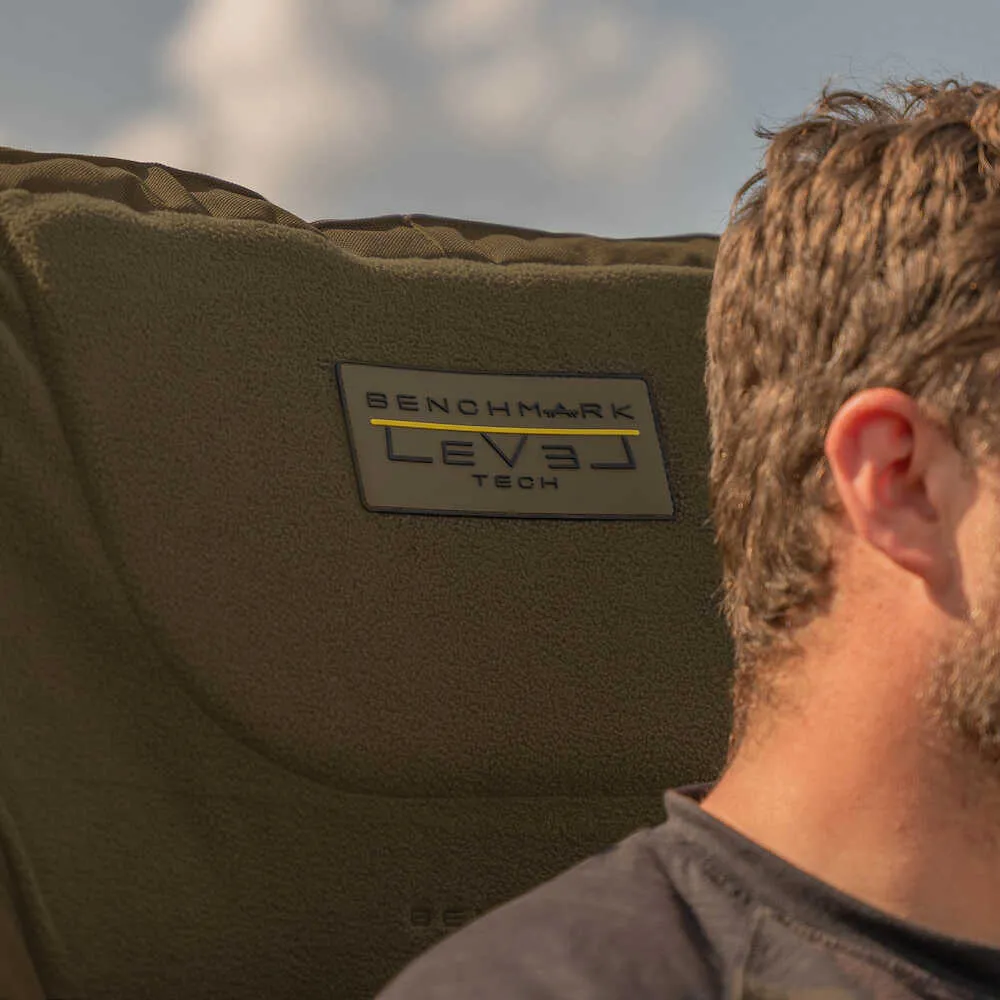 AVID Benchmark Leveltech Hi-Back Recliner Chair