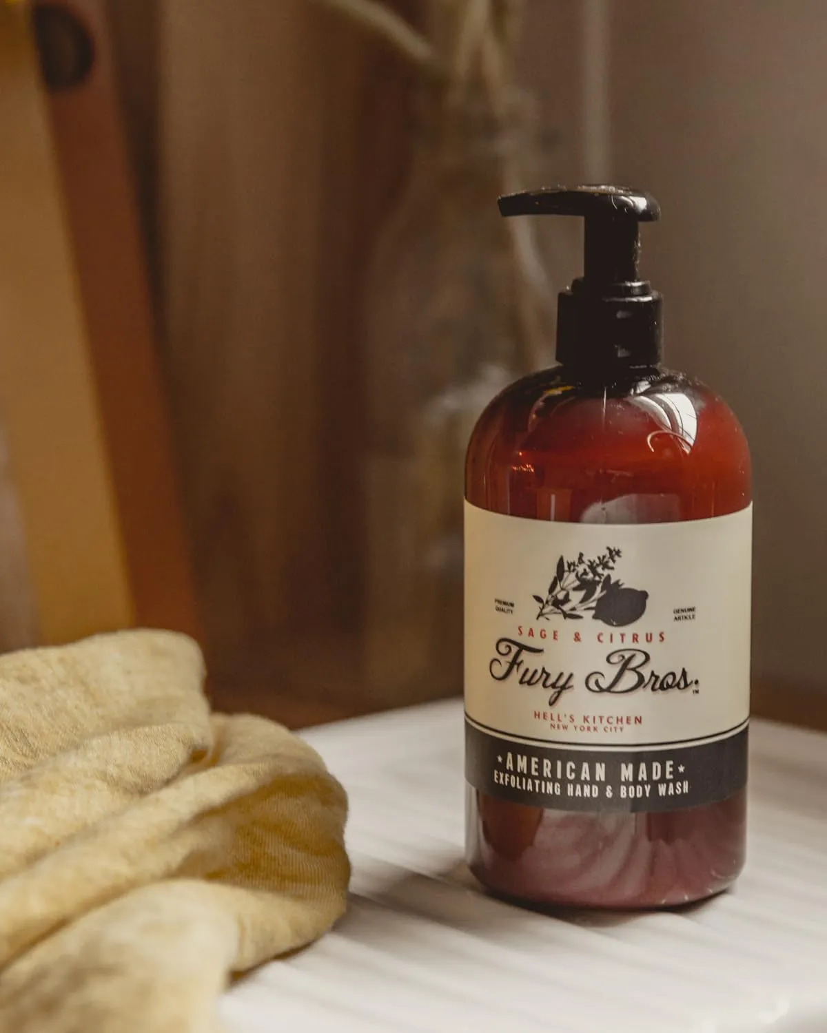Black Series Hand & Body Wash | Tobacco & Musk | Natural Ingredients | Exfoliating Volcanic Pumice | Moisturizing Aloe Vera | Made in USA | Cruelty-Free | Microbead Free | 16 oz