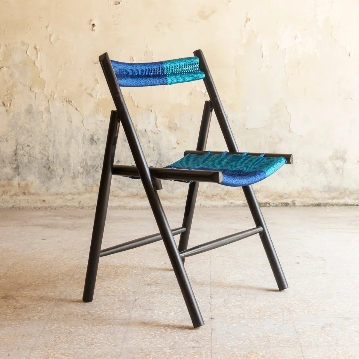 CHAMFER CHAIR BLACK - BLUE