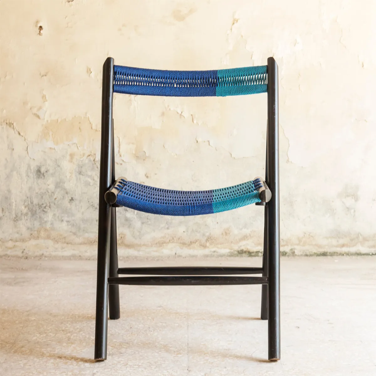 CHAMFER CHAIR BLACK - BLUE