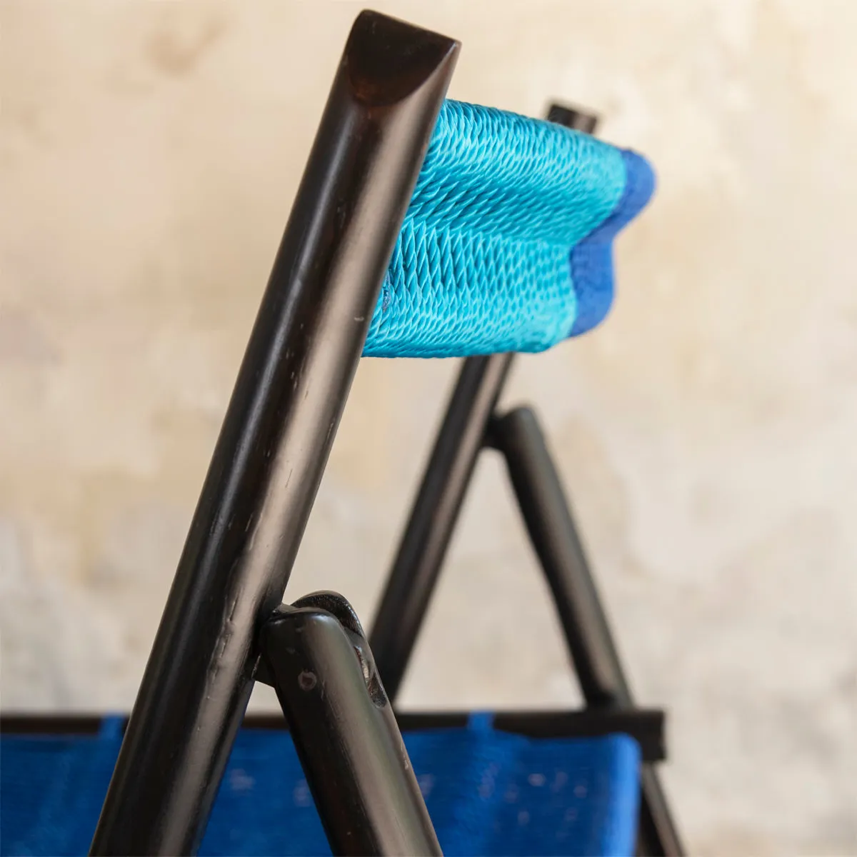 CHAMFER CHAIR BLACK - BLUE