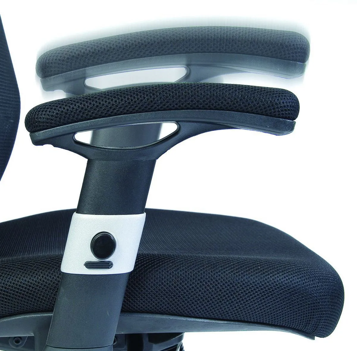 Cobham Ergonomic Mesh Office Chair