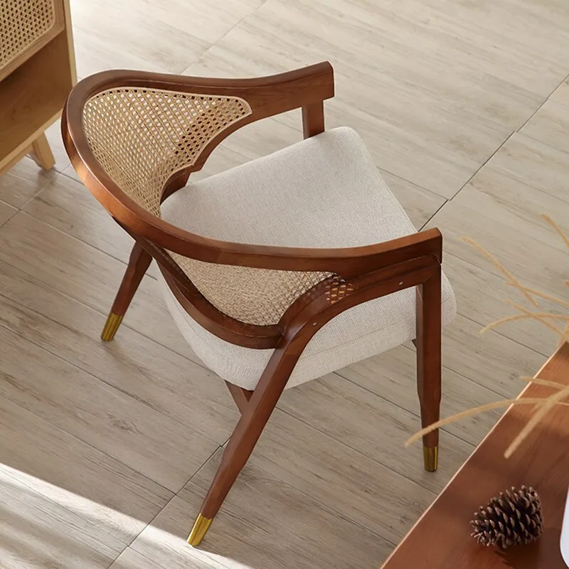 Keenan chair