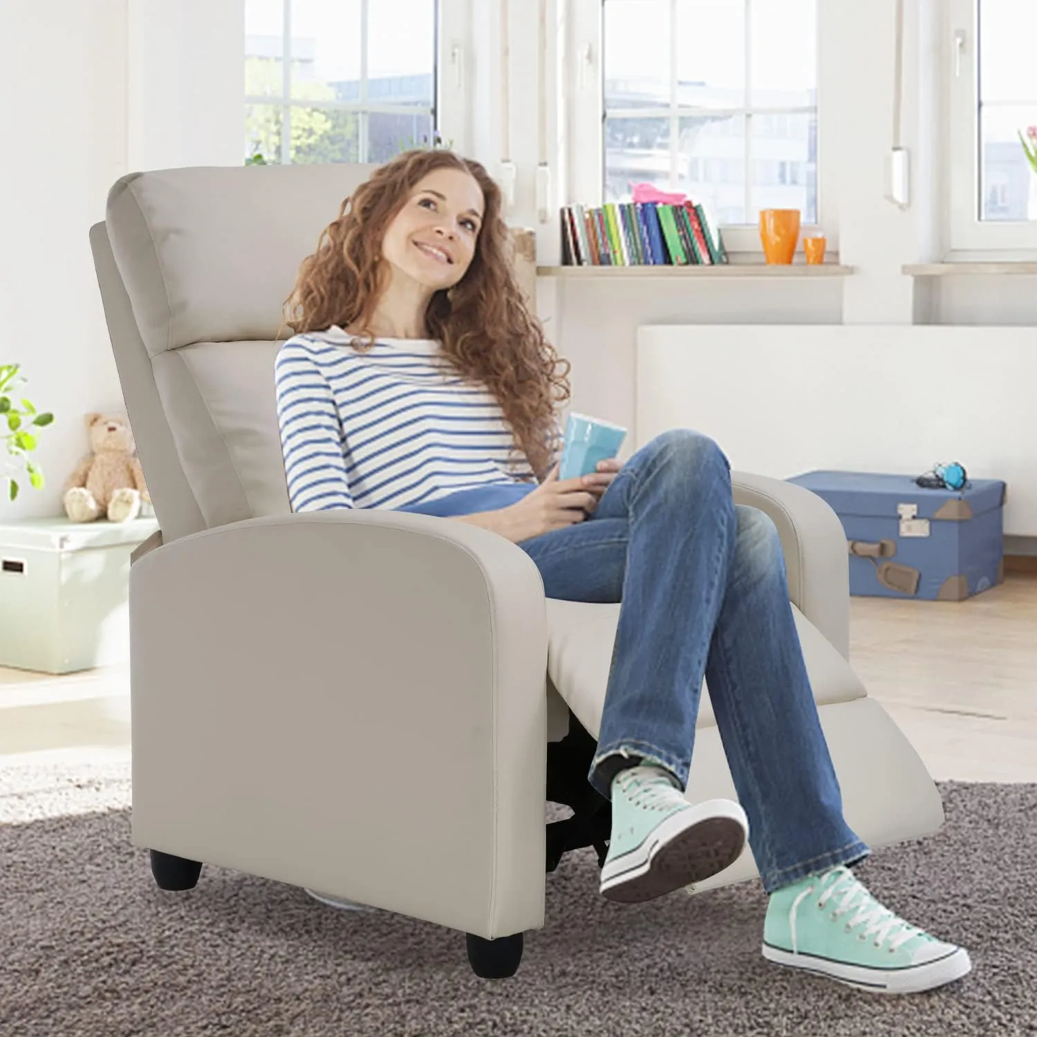Living Room Recliner Chair Modern Reclining Easy Lounge Winback Single Sofa Reading Chair PU Leather Home Theater Seating Massage Adjustable Accent Armchair w/ Thick Seat Cushion & Backrest, Beige