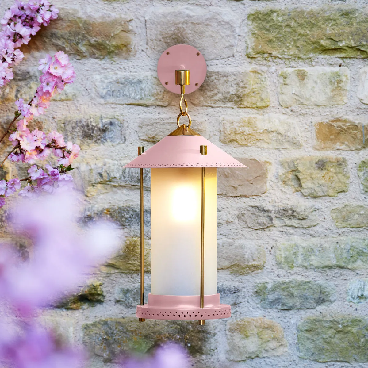 medium Stefan cordless lantern in Blush by the Novogratz