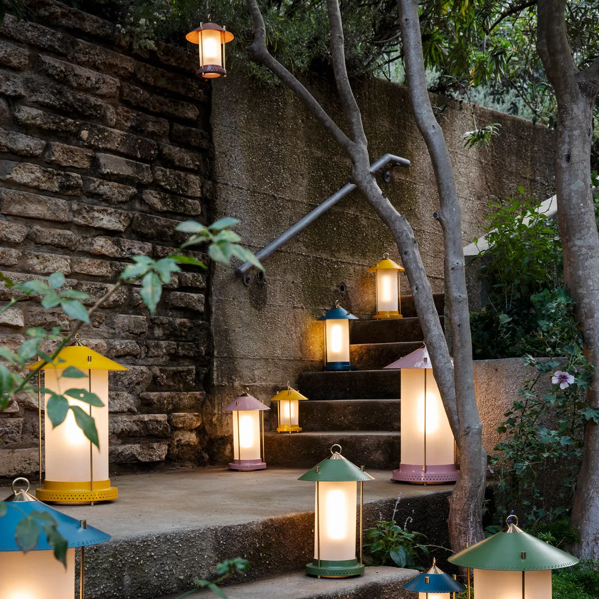 medium Stefan cordless lantern in Blush by the Novogratz