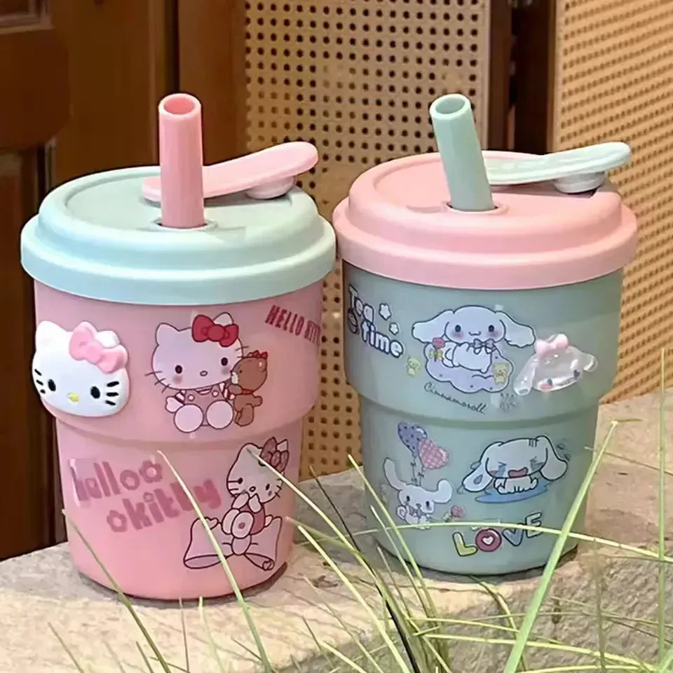 Sanrio DIY Kawaii Straw Cup (420 ml)