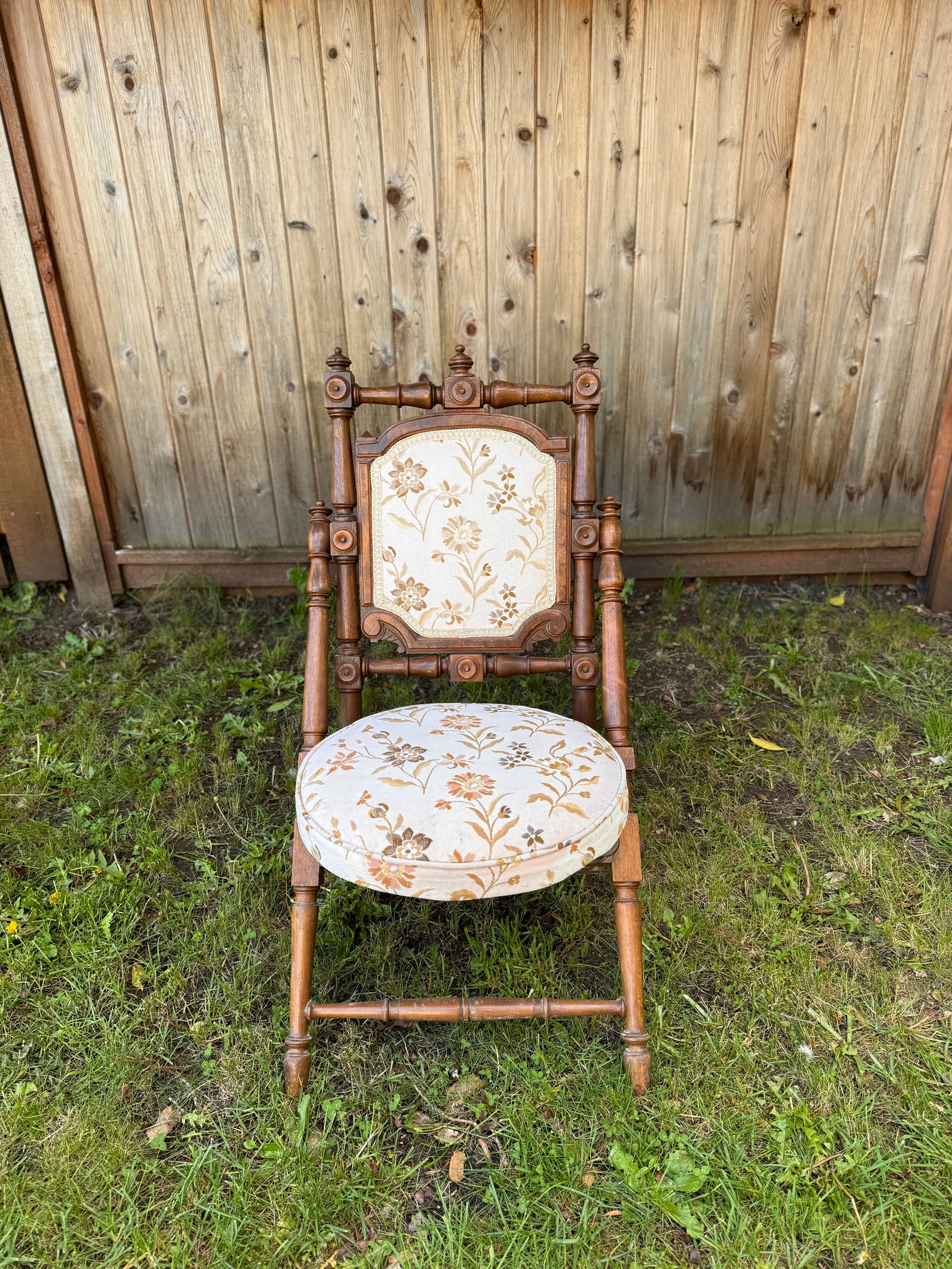 Specialty items Cloud-integrated Chair Antique Victorian Folding