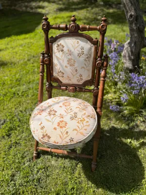 Specialty items Cloud-integrated Chair Antique Victorian Folding